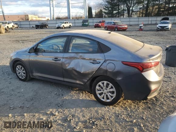 ✅ 2018 Hyundai Accent SE • VIN: 3KPC24A34JE011857 • Лот: 82769324. Опубликован ранее на Copart с пробегом 118 164 миль. Бесплатный доступ к архиву аукционных продаж из США и подробный отчёт об истории автомобиля на DreamBid. Изображение 2.