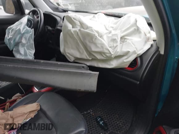 ✅ 2021 Jeep Renegade Trailhawk • VIN: ZACNJDC12MPN32538 • Lot: 43686690. Listed on IAAI with 58,803 mi. Free auction sales archive from the USA and detailed vehicle history report at DreamBid. Image 5.