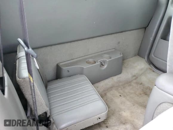 ✅ 2001 Chevrolet S-10 LS • VIN: 1GCCS19W118200019 • Лот: 81200744. Опубликован ранее на Copart с пробегом 195 805 миль. Бесплатный доступ к архиву аукционных продаж из США и подробный отчёт об истории автомобиля на DreamBid. Изображение 10.