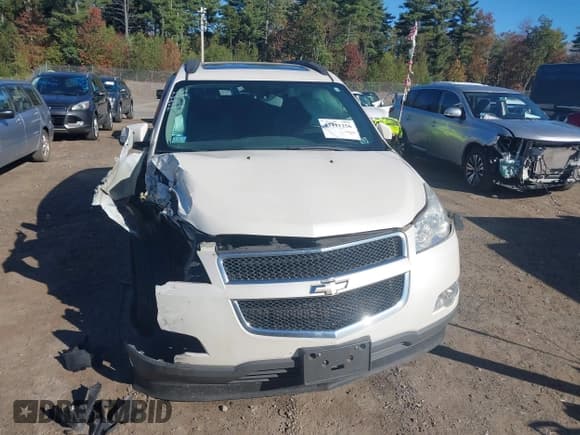 ✅ 2012 Chevrolet Traverse 2LT • VIN: 1GNKVJED3CJ341815 • Lot: 43411256. Wystawiony na IAAI z przebiegiem 166 483 mil. Bezpłatny archiwum sprzedaży aukcyjnych z USA i szczegółowy raport historii pojazdu na DreamBid. Zdjęcie 13.
