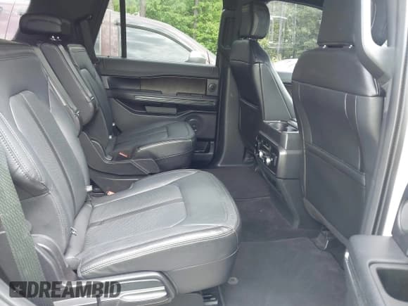 ✅ 2019 Ford Expedition Limited • VIN: 1FMJU1KTXKEA86988 • Лот: 42169816. Опубликован ранее на IAAI с пробегом 121 898 миль. Бесплатный доступ к архиву аукционных продаж из США и подробный отчёт об истории автомобиля на DreamBid. Изображение 8.