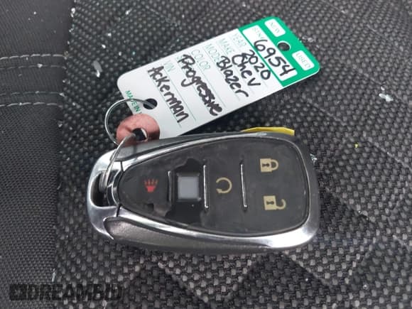 ✅ 2020 Chevrolet Blazer LT • VIN: 3GNKBHRS7LS645240 • Lot: 43424116. Listed on IAAI with 70,422 mi. Free auction sales archive from the USA and detailed vehicle history report at DreamBid. Image 11.