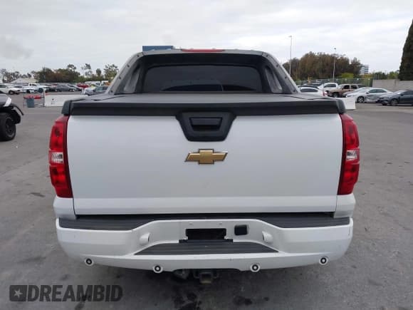 ✅ 2007 Chevrolet Avalanche LTZ • VIN: 3GNEC12J87G109246 • Lot: 41989146. Listed on IAAI with 171,005 mi. Free auction sales archive from the USA and detailed vehicle history report at DreamBid. Image 16.