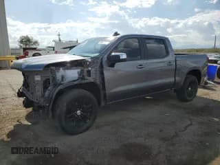 ✅ 2022 Chevrolet Silverado 1500 LT • VIN: 1GCPWCED4NZ143921 • Lot: 68637165. Wystawiony na Copart z przebiegiem 39 042 mil. Bezpłatny archiwum sprzedaży aukcyjnych z USA i szczegółowy raport historii pojazdu na DreamBid. Zdjęcie 1.