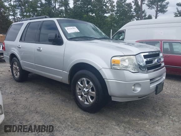 ✅ 2010 Ford Expedition SSV • VIN: 1FMJU1F55AEA43444 • Lot: 43336382. Listed on IAAI with 172,641 mi. Free auction sales archive from the USA and detailed vehicle history report at DreamBid. Image 1.