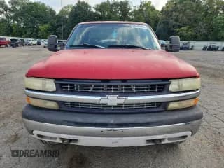 ✅ 2000 Chevrolet Silverado 2500 LS • VIN: 1GCGK29U1YE242031 • Lot: 84549485. Wystawiony na Copart z przebiegiem 234 569 mil. Bezpłatny archiwum sprzedaży aukcyjnych z USA i szczegółowy raport historii pojazdu na DreamBid. Zdjęcie 5.