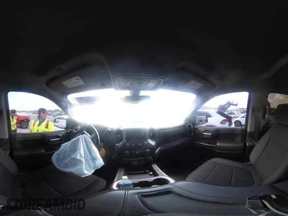 ✅ 2020 Chevrolet Silverado 1500 RST • VIN: 3GCUYEEL3LG383121 • Лот: 42545831. Опубликован ранее на IAAI с пробегом 73 815 миль. Бесплатный доступ к архиву аукционных продаж из США и подробный отчёт об истории автомобиля на DreamBid. Изображение 18.