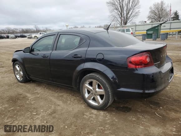 ✅ 2011 Dodge Avenger Lux • VIN: 1B3BD2FG6BN506517 • Lot: 86702824. Wystawiony na Copart z przebiegiem 107 708 mil. Bezpłatny archiwum sprzedaży aukcyjnych z USA i szczegółowy raport historii pojazdu na DreamBid. Zdjęcie 2.
