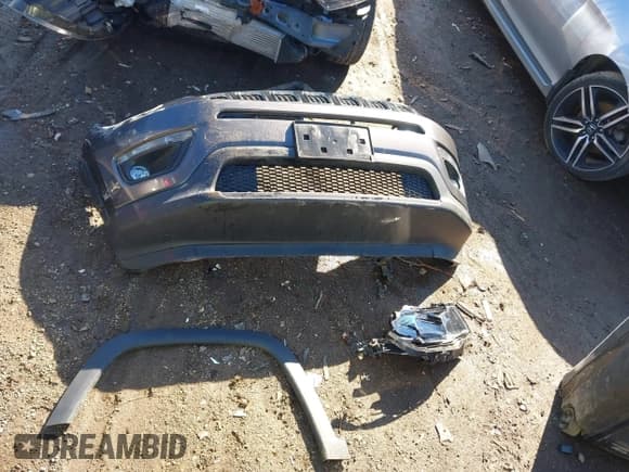 ✅ 2018 Jeep Compass Latitude • VIN: 3C4NJDBB6JT192392 • Lot: 43397736. Listed on IAAI with 64,955 mi. Free auction sales archive from the USA and detailed vehicle history report at DreamBid. Image 12.