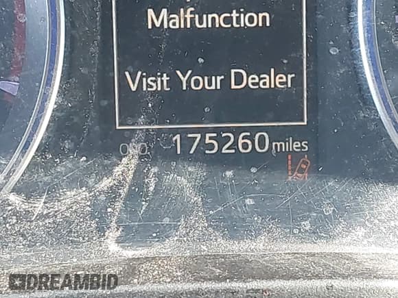 ✅ 2018 Toyota Highlander Limited • VIN: 5TDYZRFH0JS281323 • Lot: 43661547. Wystawiony na IAAI z przebiegiem 175 260 mil. Bezpłatny archiwum sprzedaży aukcyjnych z USA i szczegółowy raport historii pojazdu na DreamBid. Zdjęcie 16.