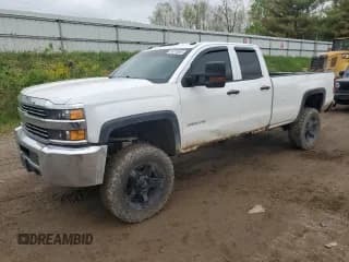 ✅ 2016 Chevrolet Silverado 2500HD Work Truck • VIN: 1GC2KUEG5GZ246225 • Lot: 56710655. Wystawiony na Copart z przebiegiem 174 446 mil. Bezpłatny archiwum sprzedaży aukcyjnych z USA i szczegółowy raport historii pojazdu na DreamBid. Zdjęcie 1.