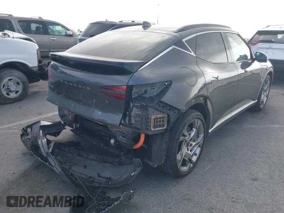 ✅ 2023 Genesis GV60 Performance • VIN: KMUKEDTB3PU011685 • Lot: 42282724. Wystawiony na IAAI z przebiegiem 24 535 mil. Bezpłatny archiwum sprzedaży aukcyjnych z USA i szczegółowy raport historii pojazdu na DreamBid. Zdjęcie 4.