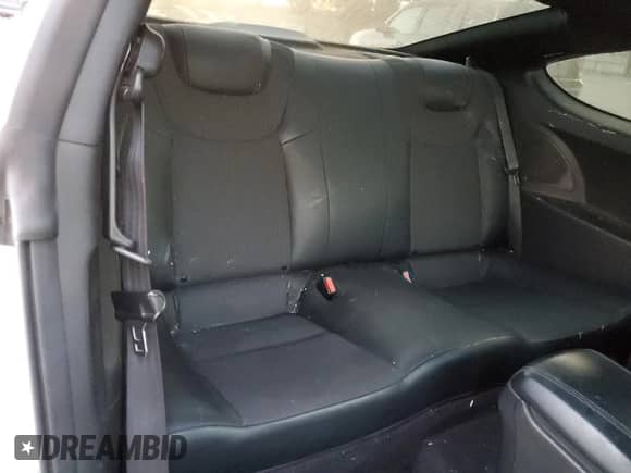 2015 Hyundai Genesis Coupe Ultimate с VIN KMHHU6KJ7FU123579, выставлен на аукционе Copart как лот 86617434 с пробегом 88 989 миль миль и Списание • Salvage title. История ставок и продаж доступна на DreamBid. Изображение 11.