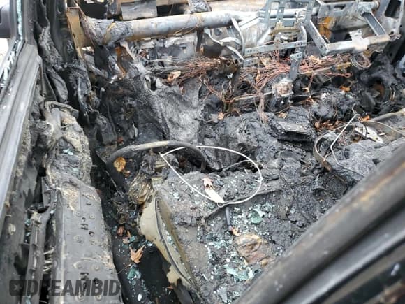 ✅ 2024 Ram 1500 SLT • VIN: 1C6RR6GG4RS123487 • Лот: 93596975. Опубликован ранее на Copart с пробегом Не указан. Бесплатный доступ к архиву аукционных продаж из США и подробный отчёт об истории автомобиля на DreamBid. Изображение 8.