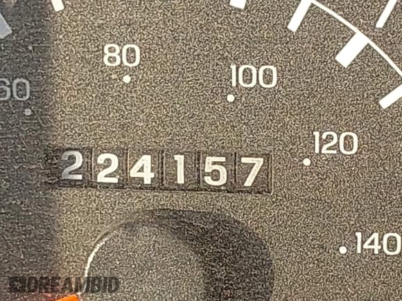 ✅ 2000 Ford F-250 XL • VIN: 1FTNX21F0YEA04726 • Lot: 43440043. Listed on IAAI with 224,157 mi. Free auction sales archive from the USA and detailed vehicle history report at DreamBid. Image 15.