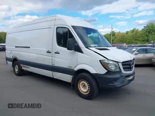 ✅ 2014 Mercedes-Benz Sprinter • VIN: WD3PE8DE7E5901696 • Lot: 43079855. Wystawiony na IAAI z przebiegiem 424 967 mil. Bezpłatny archiwum sprzedaży aukcyjnych z USA i szczegółowy raport historii pojazdu na DreamBid. Zdjęcie 1.