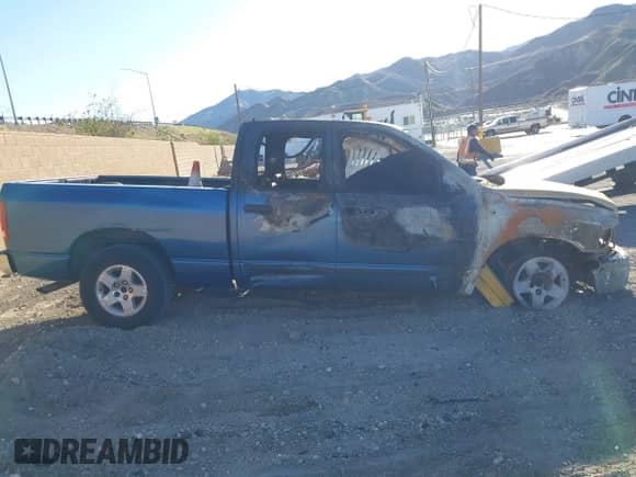 2003 Dodge 1500 ST с VIN 1D3HA18Z73J558524, выставлен на аукционе IAAI как лот 41515832 с пробегом Не указан миль и . История ставок и продаж доступна на DreamBid. Изображение 13.