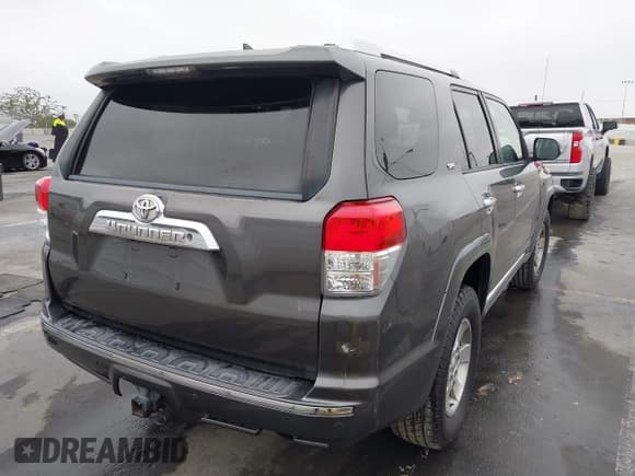 ✅ 2011 Toyota 4Runner Trail • VIN: JTEBU5JR1B5044307 • Lot: 42985368. Listed on IAAI with 136,261 mi. Free auction sales archive from the USA and detailed vehicle history report at DreamBid. Image 4.