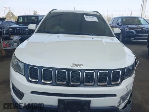 ✅ 2020 Jeep Compass Latitude • VIN: 3C4NJCBB8LT141375 • Lot: 42382374. Listed on IAAI with 63,799 mi. Free auction sales archive from the USA and detailed vehicle history report at DreamBid. Image 13.