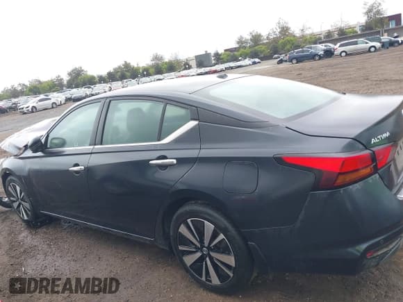 ✅ 2022 Nissan Altima SV • VIN: 1N4BL4DV5NN345120 • Lot: 40386571. Wystawiony na IAAI z przebiegiem 32 583 mil. Bezpłatny archiwum sprzedaży aukcyjnych z USA i szczegółowy raport historii pojazdu na DreamBid. Zdjęcie 14.