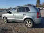 2008 Hyundai Tucson GLS z VIN KM8JM12B38U711611, wystawiony jako Copart lot #77448304 z przebiegiem 225 622 mil mil oraz Szkoda całkowita • Salvage title. Historia ofert i sprzedaży dostępna na DreamBid. Obrazek 2.