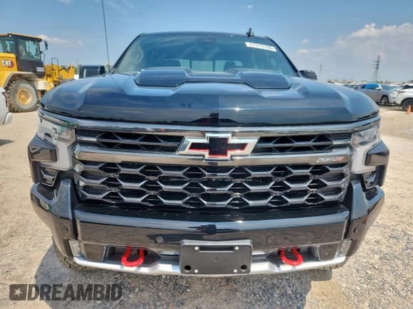 ✅ 2025 Chevrolet Silverado 1500 • VIN: 3GCUKHE89SG170865 • Лот: 67275165. Опубликован ранее на Copart с пробегом 6 272 миль. Бесплатный доступ к архиву аукционных продаж из США и подробный отчёт об истории автомобиля на DreamBid. Изображение 5.