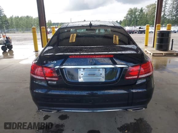 ✅ 2014 Mercedes-Benz E 350 • VIN: WDDKJ5KB3EF245838 • Лот: 42309491. Опубликован ранее на IAAI с пробегом 160 213 миль. Бесплатный доступ к архиву аукционных продаж из США и подробный отчёт об истории автомобиля на DreamBid. Изображение 16.