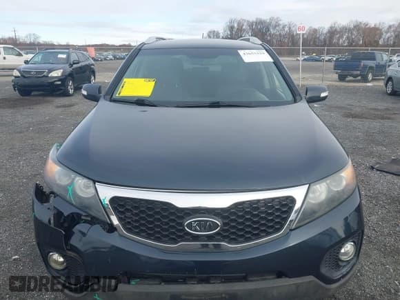 ✅ 2013 Kia Sorento LX • VIN: 5XYKT3A67DG393788 • Lot: 43655319. Listed on IAAI with 256,719 mi. Free auction sales archive from the USA and detailed vehicle history report at DreamBid. Image 12.
