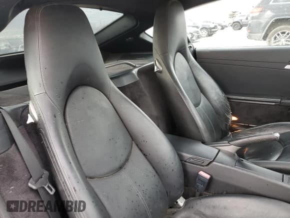 ✅ 2007 Porsche Cayman S • VIN: WP0AB29887U782649 • Lot: 48549435. Wystawiony na Copart z przebiegiem 101 416 mil. Bezpłatny archiwum sprzedaży aukcyjnych z USA i szczegółowy raport historii pojazdu na DreamBid. Zdjęcie 10.