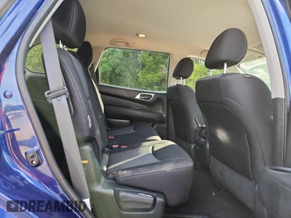 ✅ 2020 Nissan Pathfinder SV • VIN: 5N1DR2BN9LC596915 • Lot: 85723585. Listed on Copart with 75,311 mi. Free auction sales archive from the USA and detailed vehicle history report at DreamBid. Image 11.