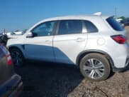 ✅ 2023 Mitsubishi Outlander ES • VIN: JA4ARUAU6PU016641 • Lot: 42657250. Wystawiony na IAAI z przebiegiem 41 484 mil. Bezpłatny archiwum sprzedaży aukcyjnych z USA i szczegółowy raport historii pojazdu na DreamBid. Zdjęcie 15.