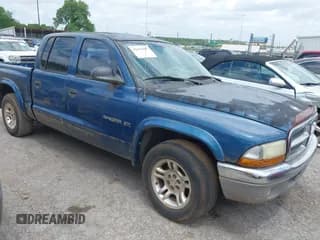 ✅ 2002 Dodge Dakota SLT • VIN: 1B7HL48X22S533364 • Лот: 42414807. Опубликован ранее на IAAI с пробегом 154 993 миль. Бесплатный доступ к архиву аукционных продаж из США и подробный отчёт об истории автомобиля на DreamBid. Изображение 1.