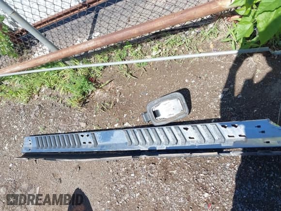 ✅ 2020 Ford F-250 XL • VIN: 1FT7W2BT5LEE18853 • Lot: 42293237. Wystawiony na IAAI z przebiegiem 198 919 mil. Bezpłatny archiwum sprzedaży aukcyjnych z USA i szczegółowy raport historii pojazdu na DreamBid. Zdjęcie 12.