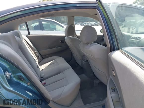 ✅ 2002 Nissan Altima S • VIN: 1N4AL11DX2C229294 • Lot: 40305742. Listed on IAAI with 139,600 mi. Free auction sales archive from the USA and detailed vehicle history report at DreamBid. Image 8.
