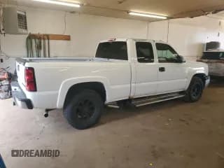 ✅ 2004 Chevrolet Silverado 1500 • VIN: 2GCEK19T441242545 • Lot: 59796425. Wystawiony na Copart z przebiegiem 188 700 mil. Bezpłatny archiwum sprzedaży aukcyjnych z USA i szczegółowy raport historii pojazdu na DreamBid. Zdjęcie 3.