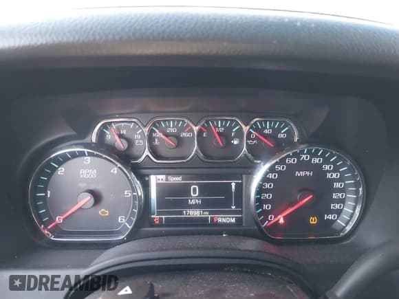 ✅ 2015 Chevrolet Tahoe LT • VIN: 1GNSKBKC7FR237215 • Lot: 43293773. Wystawiony na IAAI z przebiegiem 178 981 mil. Bezpłatny archiwum sprzedaży aukcyjnych z USA i szczegółowy raport historii pojazdu na DreamBid. Zdjęcie 7.