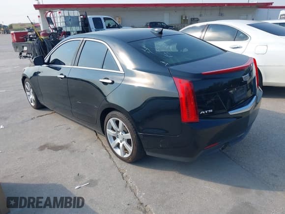 ✅ 2015 Cadillac ATS Standard RWD • VIN: 1G6AA5RA1F0108651 • Lot: 43264647. Wystawiony na IAAI z przebiegiem 136 455 mil. Bezpłatny archiwum sprzedaży aukcyjnych z USA i szczegółowy raport historii pojazdu na DreamBid. Zdjęcie 3.