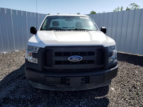 ✅ 2017 Ford F-150 XL • VIN: 1FTMF1C8XHFC21105 • Lot: 54775785. Listed on Copart with 122,413 mi. Free auction sales archive from the USA and detailed vehicle history report at DreamBid. Image 5.