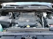 ✅ 2017 Toyota Tundra Limited • VIN: 5TFFW5F12HX214741 • Lot: 82644424. Wystawiony na Copart z przebiegiem 70 111 mil. Bezpłatny archiwum sprzedaży aukcyjnych z USA i szczegółowy raport historii pojazdu na DreamBid. Zdjęcie 13.