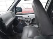 ✅ 2000 Ford Explorer XLT • VIN: 1FMZU73E4YZC33426 • Лот: 43856960. Опубликован ранее на IAAI с пробегом 189 289 миль. Бесплатный доступ к архиву аукционных продаж из США и подробный отчёт об истории автомобиля на DreamBid. Изображение 14.