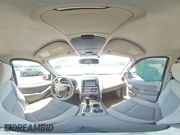 ✅ 2007 Ford Explorer XLT • VIN: 1FMEU73857UB57638 • Лот: 61442255. Опубликован ранее на Copart с пробегом 222 122 миль. Бесплатный доступ к архиву аукционных продаж из США и подробный отчёт об истории автомобиля на DreamBid. Изображение 15.