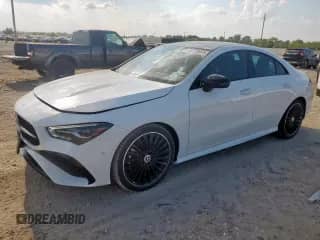 2025 Mercedes-Benz CLA 250 с VIN W1K5J4GBXSN488922, выставлен на аукционе Copart как лот 80529895 с пробегом 5 162 миль миль и Списание • Salvage title. История ставок и продаж доступна на DreamBid. Изображение 1.