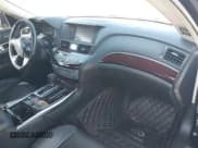 ✅ 2015 Infiniti Q70 • VIN: JN1BY1PP5FM601161 • Лот: 43453738. Опубликован ранее на IAAI с пробегом 111 520 миль. Бесплатный доступ к архиву аукционных продаж из США и подробный отчёт об истории автомобиля на DreamBid. Изображение 5.