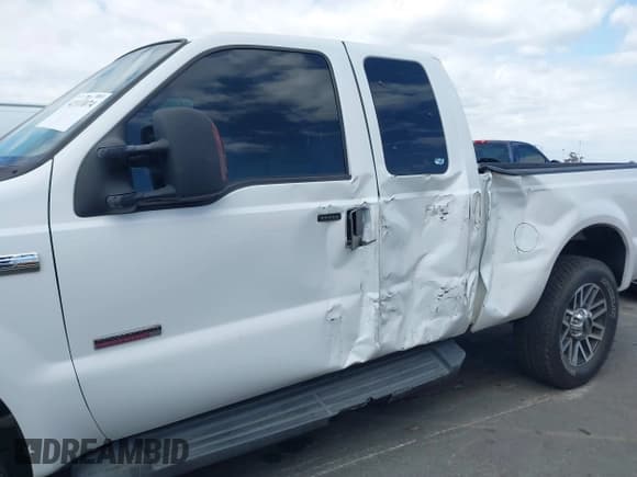 ✅ 2006 Ford F-250 XL • VIN: 1FTSX21P56EC10536 • Лот: 42111074. Опубликован ранее на IAAI с пробегом 184 803 миль. Бесплатный доступ к архиву аукционных продаж из США и подробный отчёт об истории автомобиля на DreamBid. Изображение 18.