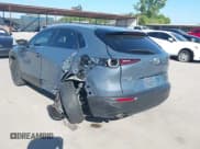 ✅ 2022 Mazda CX-30 S Preferred • VIN: 3MVDMBCL3NM432639 • Lot: 42815202. Wystawiony na IAAI z przebiegiem 34 273 mil. Bezpłatny archiwum sprzedaży aukcyjnych z USA i szczegółowy raport historii pojazdu na DreamBid. Zdjęcie 3.