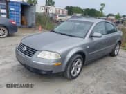 ✅ 2004 Volkswagen Passat GLX • VIN: WVWRH63B54P095863 • Lot: 42972554. Listed on IAAI with 310,267 mi. Free auction sales archive from the USA and detailed vehicle history report at DreamBid. Image 2.