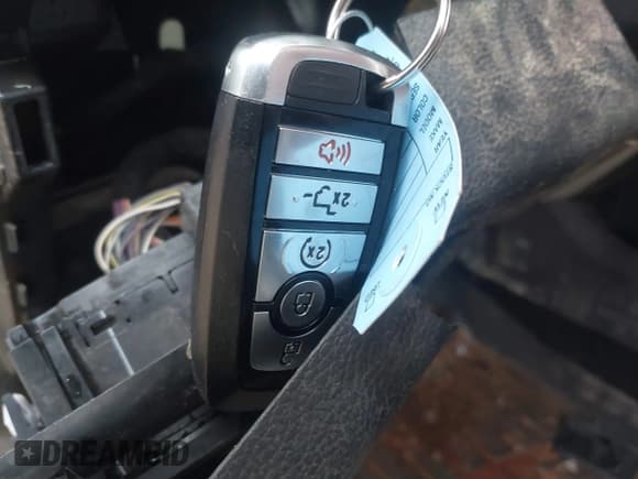 ✅ 2019 Ford F-250 XL • VIN: 1FT7W2B6XKEF64755 • Lot: 42070585. Listed on IAAI with 128,538 mi. Free auction sales archive from the USA and detailed vehicle history report at DreamBid. Image 11.