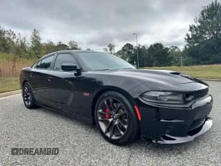 ✅ 2022 Dodge Charger Scat Pack Widebody • VIN: 2C3CDXGJ2NH256172 • Лот: 85650695. Опубликован ранее на Copart с пробегом 31 161 миль. Бесплатный доступ к архиву аукционных продаж из США и подробный отчёт об истории автомобиля на DreamBid. Изображение 1.