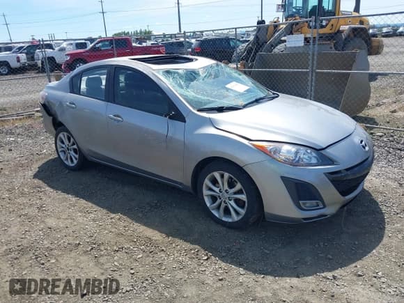 ✅ 2011 Mazda 3 S Grand Touring • VIN: JM1BL1W61B1371148 • Лот: 42131482. Опубликован ранее на IAAI с пробегом 193 143 миль. Бесплатный доступ к архиву аукционных продаж из США и подробный отчёт об истории автомобиля на DreamBid. Изображение 1.