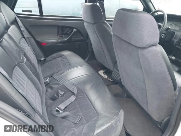 ✅ 1995 Buick Skylark Custom • VIN: 1G4NV55M8SC448595 • Lot: 42025328. Wystawiony na IAAI z przebiegiem 136 570 mil. Bezpłatny archiwum sprzedaży aukcyjnych z USA i szczegółowy raport historii pojazdu na DreamBid. Zdjęcie 8.